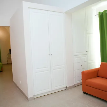 中庭别墅酒店 招待所 费拉