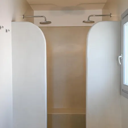 Atrium Πανσιόν Φηρά