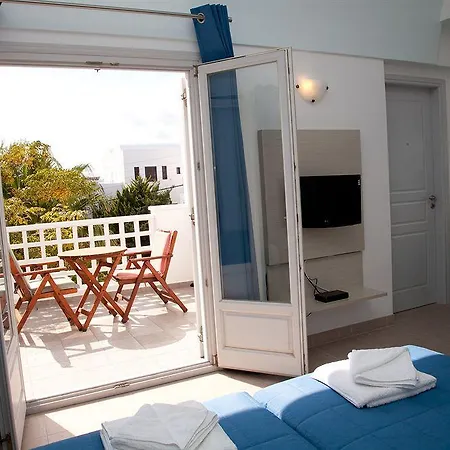 Atrium 4*