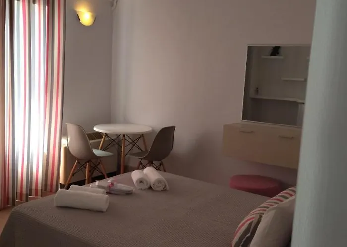 게스트하우스 아트리움 산토리니