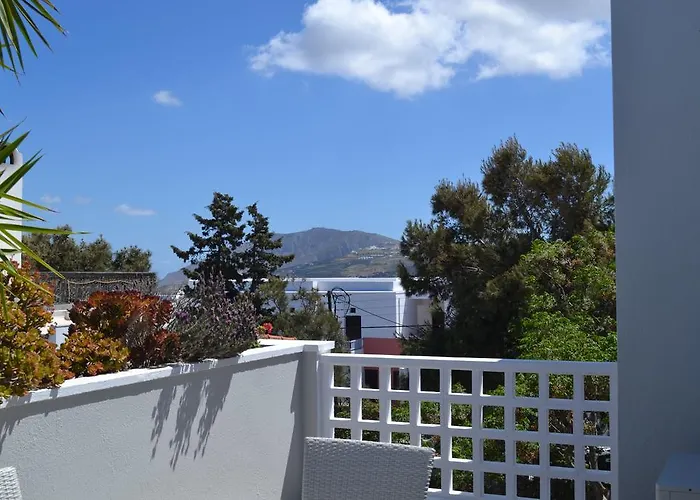 Atrium Fira (Santorini)